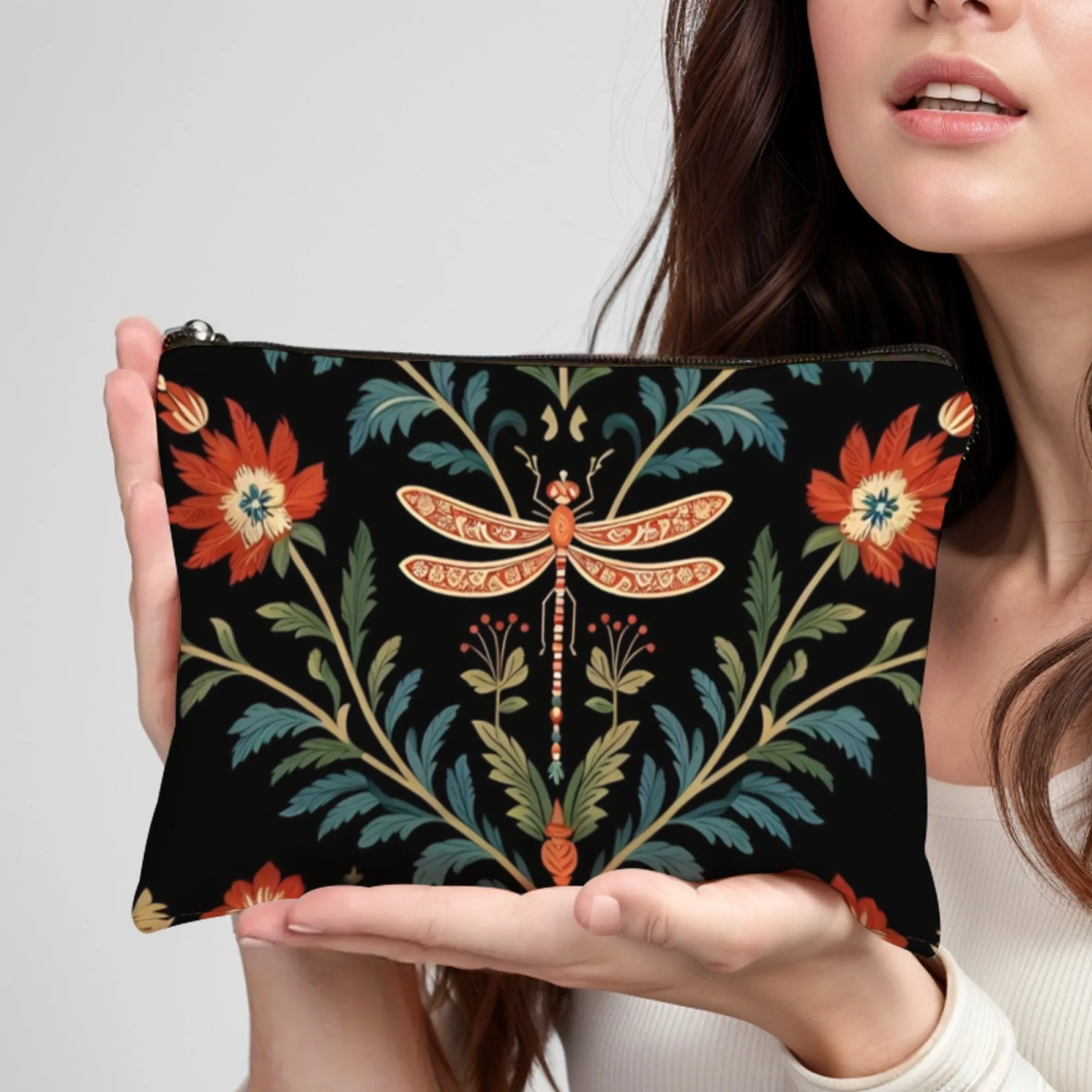 絶妙なトンボ柄の花柄メイクアップバッグ、エメラルドグリーンに金箔のトンボと牡丹のヴィンテージエレガンスコスメティックオーガナイザー