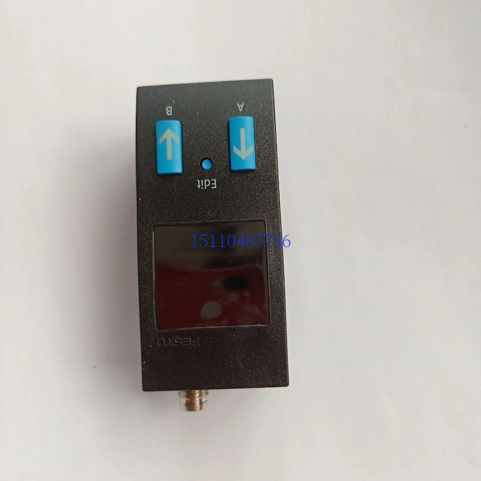 Festo Pressure Sensor SDE3-V1S-B-WQ4-2P-M8-W5 562923 Stock