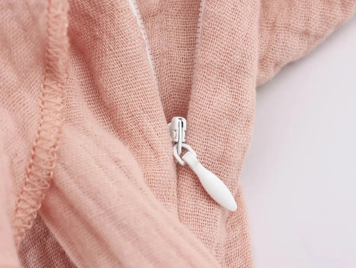 Kondala chique rosa praia férias mulher sexy vestido sexy em camadas plissado vestido longo moda 2025 elegante feminino camisola vestidos