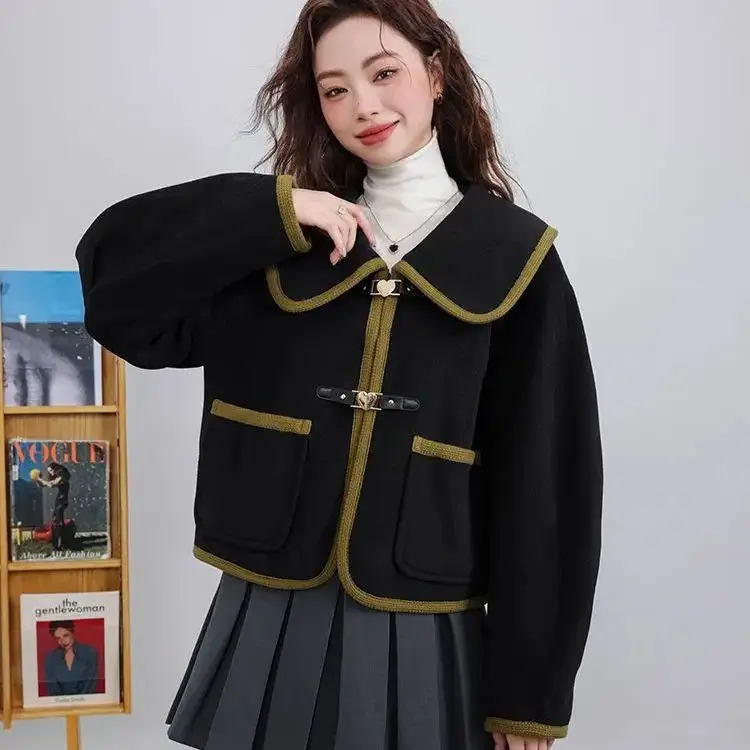 Woolen Outer Short Coat For Women With Color Matching Love Button Design Doll Collar 2023 Autumn And Winter New Short Coat