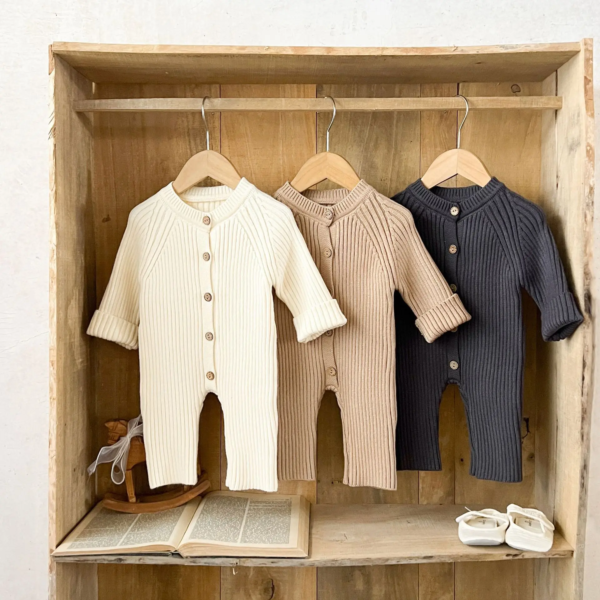 2026 Autumn Casual Knit Baby Bodysuit Solid Color Romper For 6-24M Boys Girls Soft Infant Jumpsuit Daily