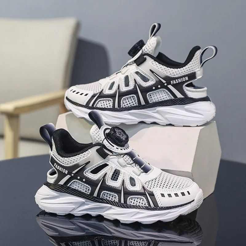 

2024 New Hollow Sandals Boys' Shoes Summer Breathable Casual and Versatile Sports Shoes for Middle and Large Children