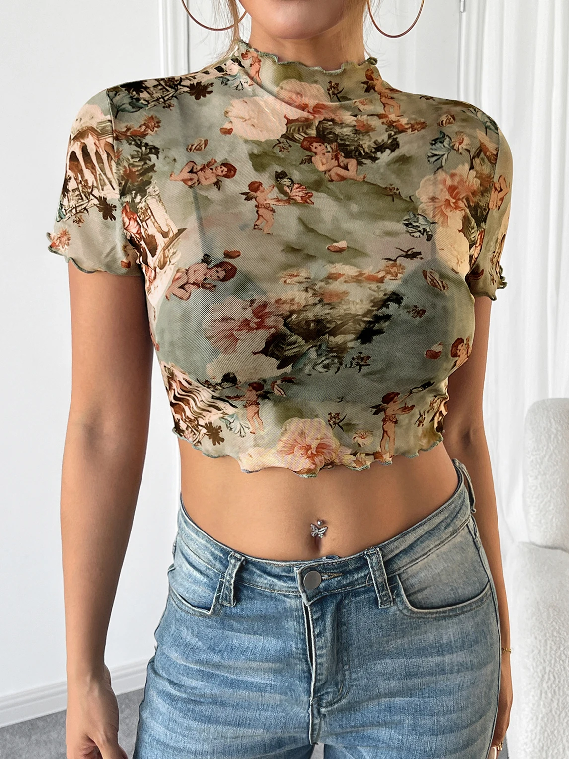 تي شيرت مثير بطباعة عشوائية أنيقة للنساء |   بلوزة قصيرة عصرية بتصميم فريد من نوعه، قماش ناعم مسامي لراحة طوال اليوم