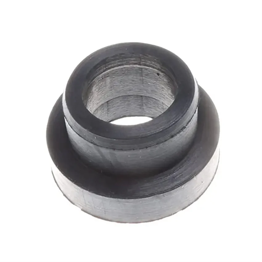 2PCS Rubber Bushing 6717402 Fuel Tank Bushing for Bobcat Skid Steer Loader 325 328 329 331 334 335 T40140 T40180 TL360 TL470