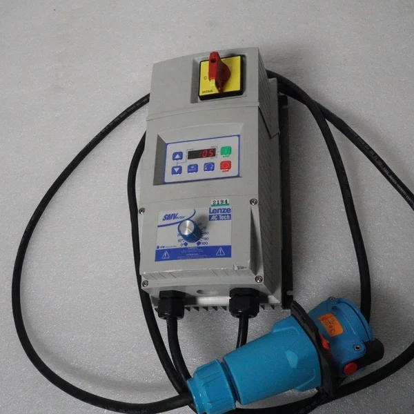 

Esv371n01smc Vfd, 05 л.с., 120–240 В, однофазный, 4x, Meltric Dsn20, совершенно новый оригинальный точечный ПЛК