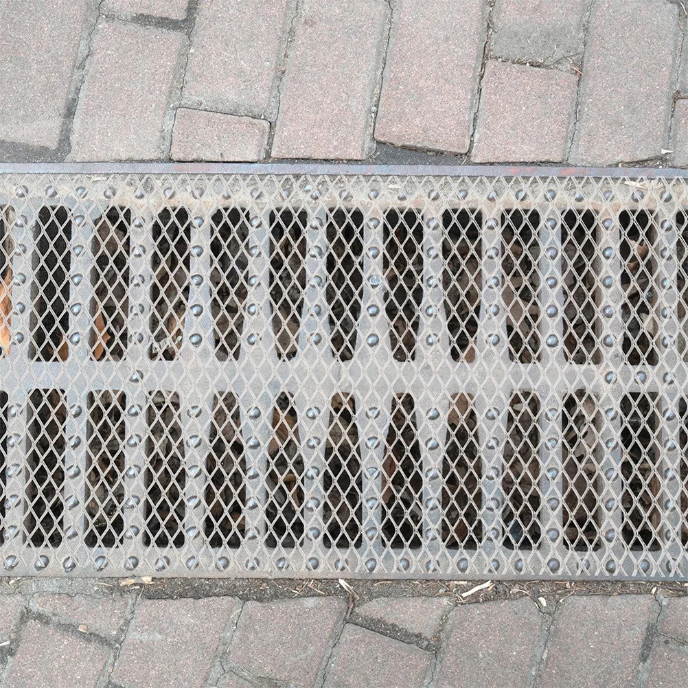 15cm x 600cm Stainless Steel Mesh Gutter Guard Leaf Cover Screen for Roof Gutters Debris Prevention Easy Installation