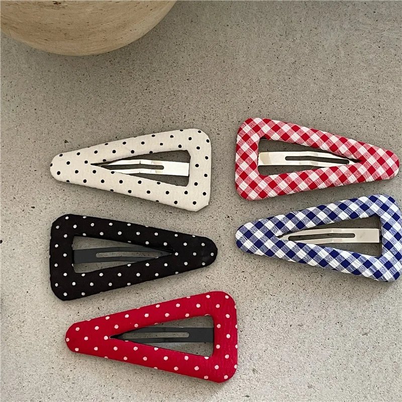 Pinces à cheveux triangulaires rétro à pois, pince à frange pour femmes et filles, épingles à cheveux douces et élégantes, Barrettes en tissu, accessoires de cheveux à la mode
