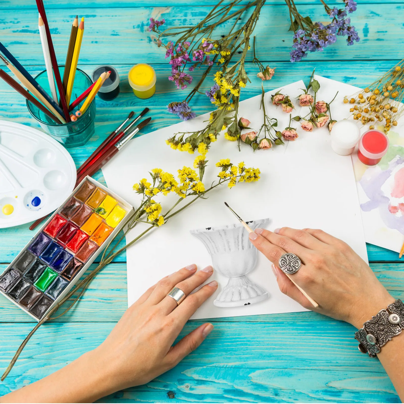 

1pc Half Vase Vintage Metal Flowerpot Decorative For Home Office Cafe Artistic Design Craftsmanship Aesthetic Diy Decoration