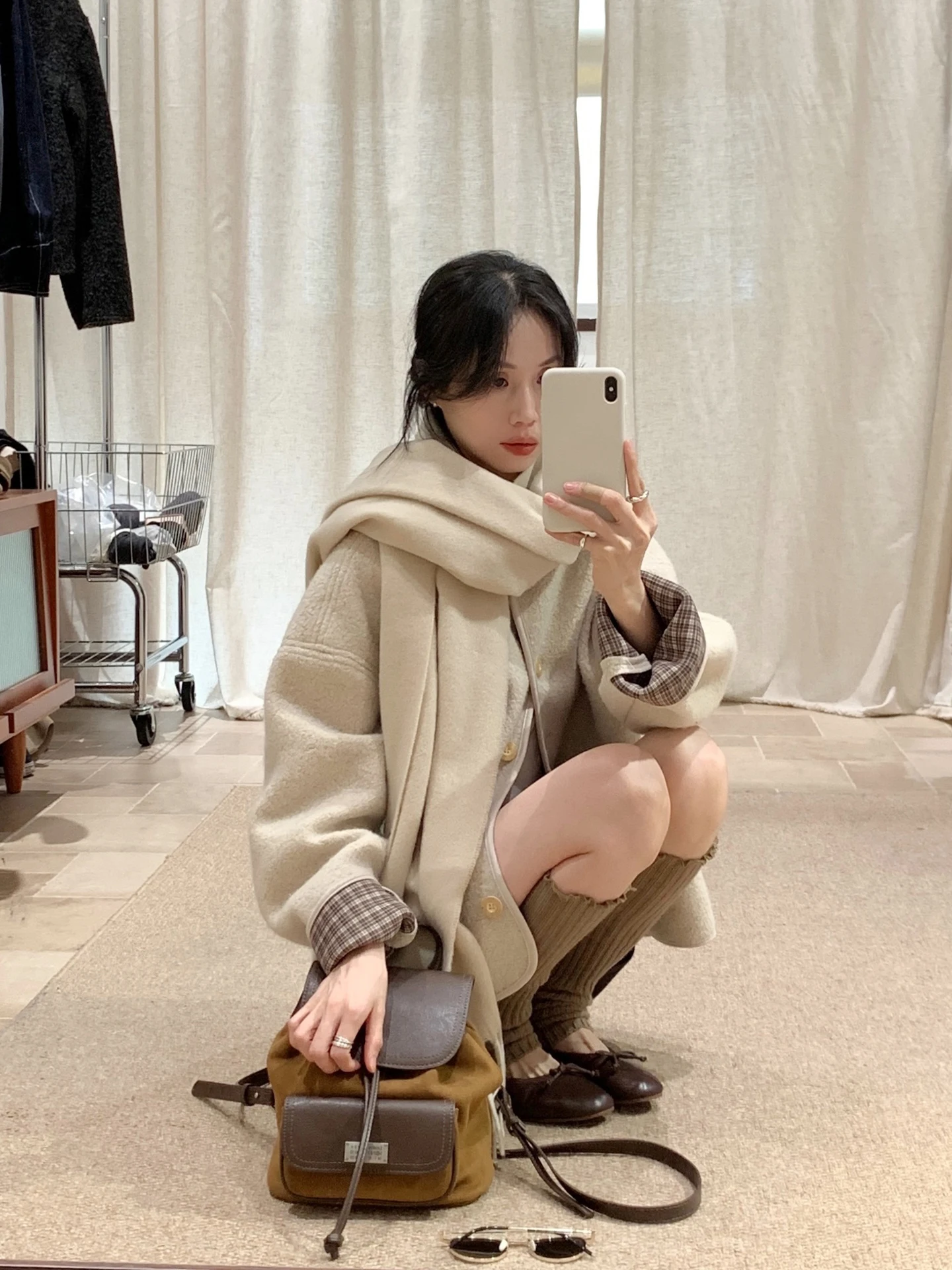 

Женское шерстяное пальто свободного кроя в корейском стиле с цветными вставками и манжетами, осенне-зимняя новинка