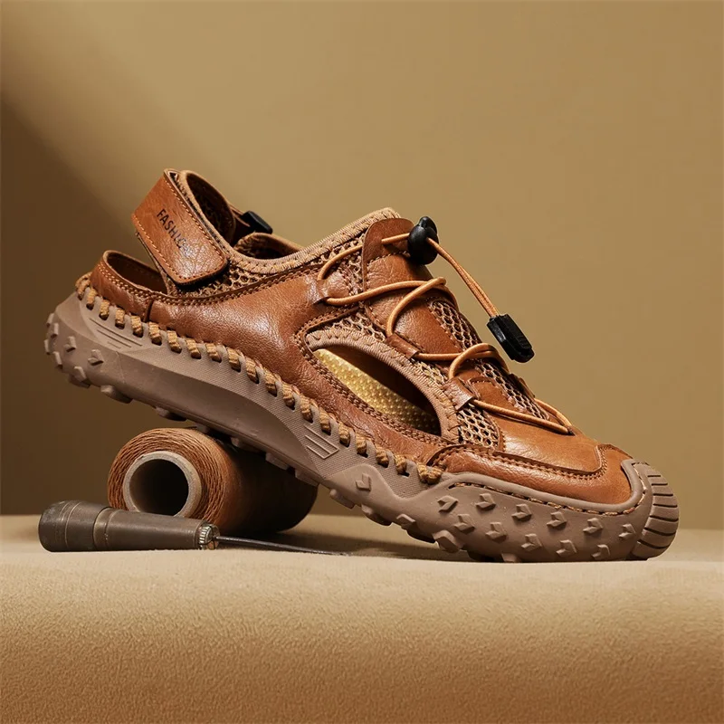 

Summer Men Sandals Genuine Leather Mens Casual Shoes Outdoor Men Leather Sandals for Men Beach Shoes Roman mens Shoes