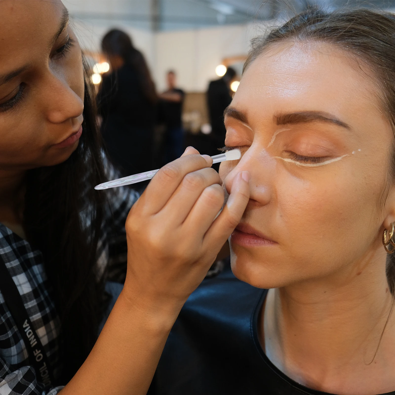 Conjunto de pincéis de maquiagem profissional, 10 peças, cerdas de fibra, acessórios de beleza duráveis, base cosmética, blush, kit de pó facial