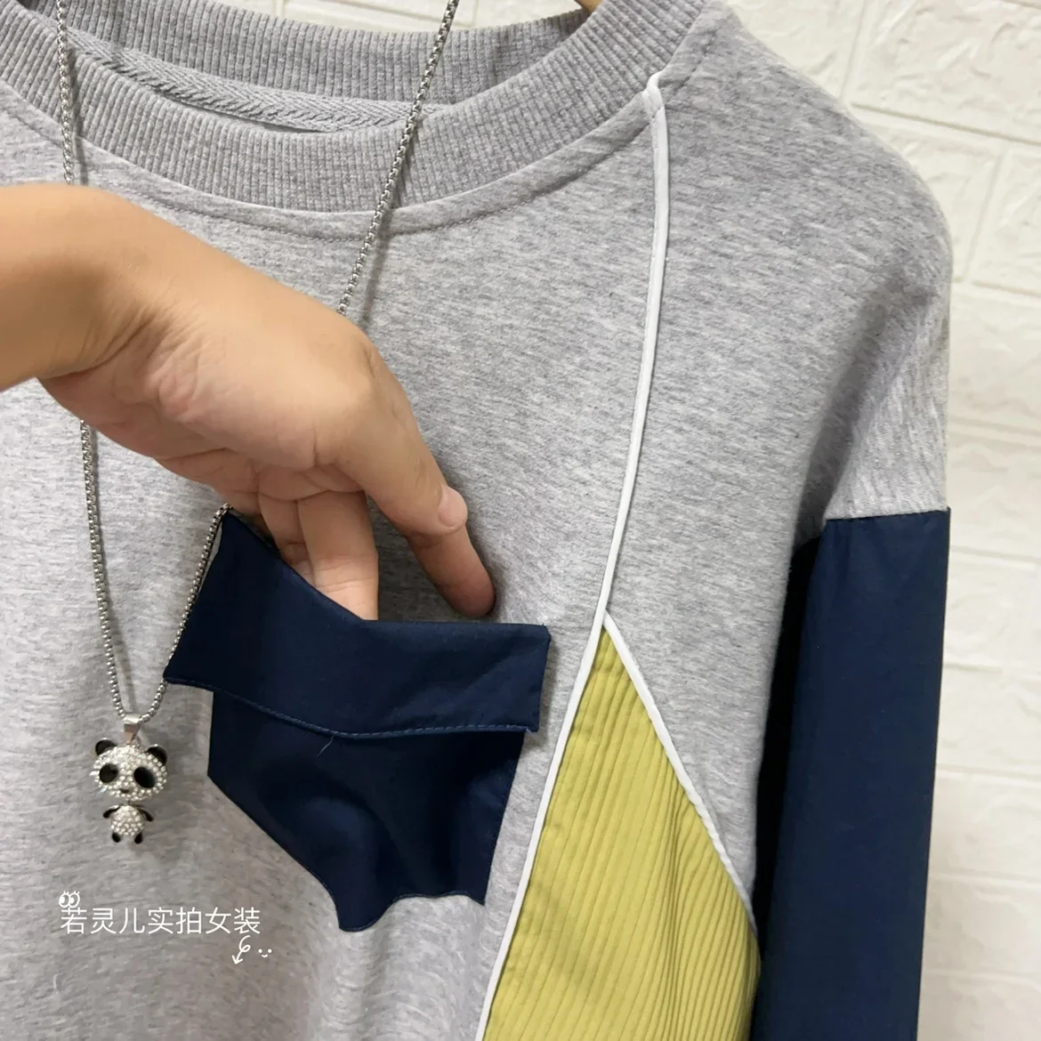 เสื้อยืดเย็บปะติดปะต่อกันผู้หญิงเสื้อสวมหัว