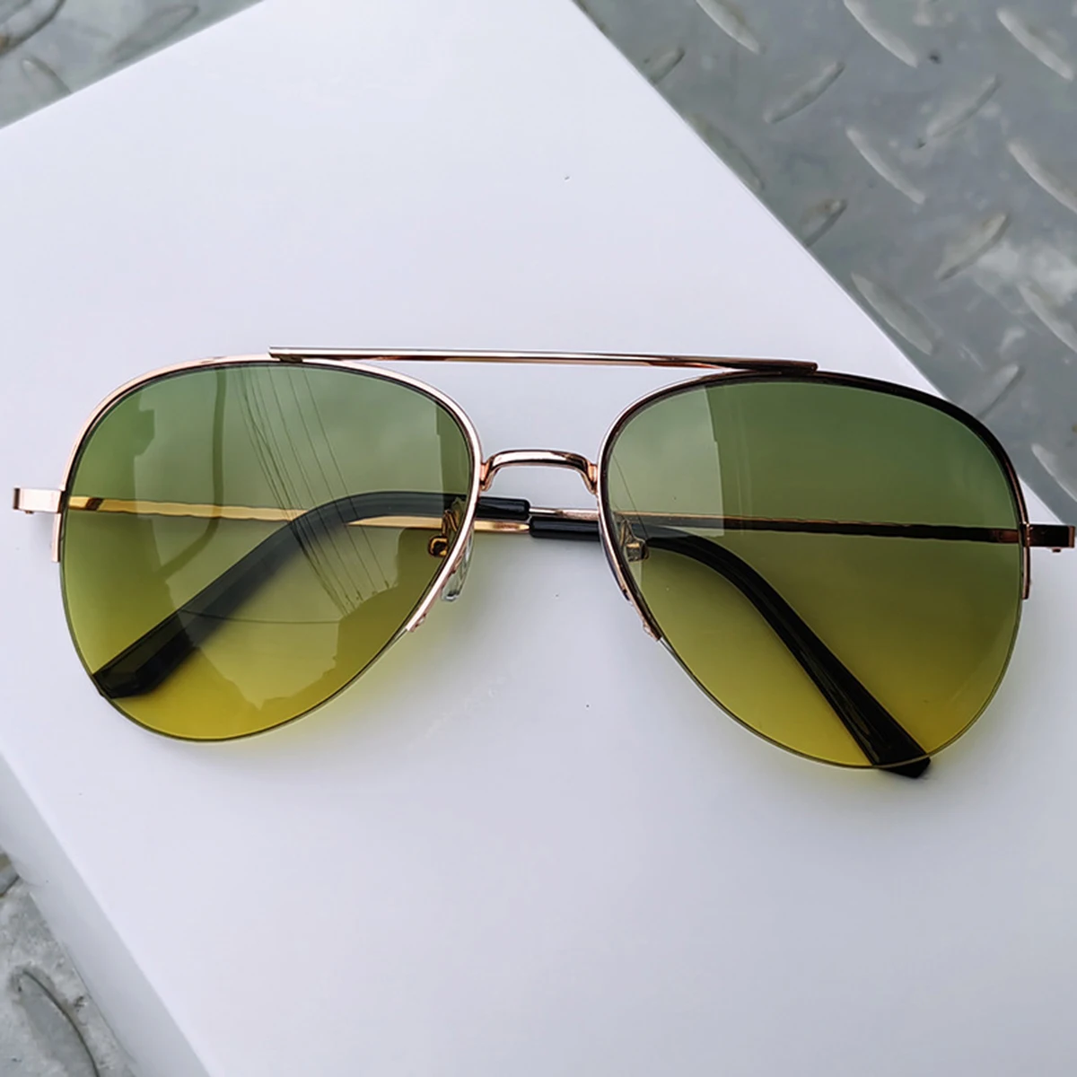 1pc Aviator Fashion Groot gezicht Rijden Rijden Stijlvolle trendy persoonlijkheidszonnebril voor heren