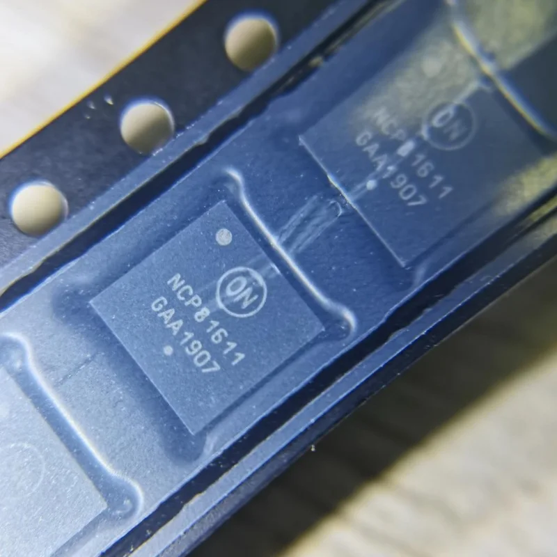 

NCP81611MNTXG NCP81611 Микросхема управления питанием Совершенно новые оригинальные электронные компоненты интегральной схемы