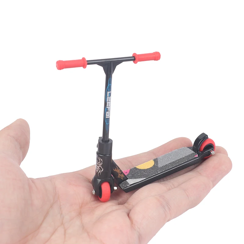 1PC Mini Finger Board Finger Scooter Bike Fingerboard Skateboard Children's Educational Toys Chic Game Boys Desk Toys