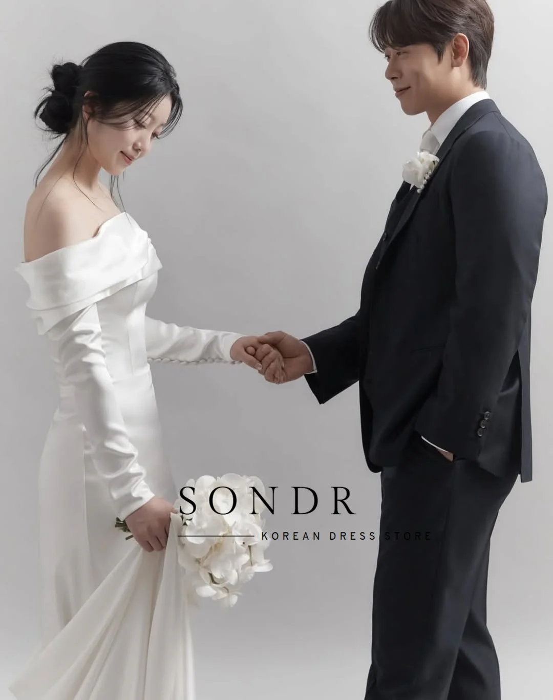 Sondr Customized Boat Neck Korean Wedding Dresses Satin Elegant Corset Back Bridal Photo Shoot Gown Elegant Long Party Dresses