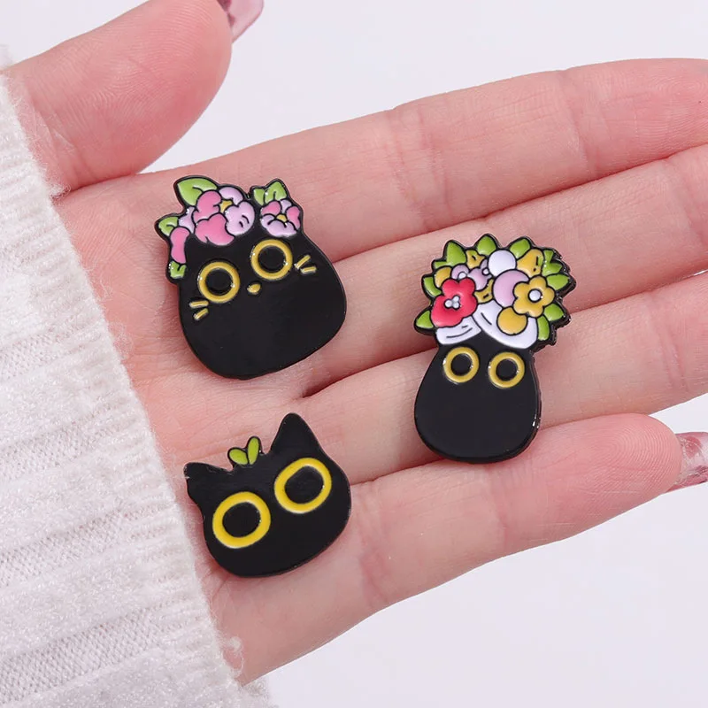 Cartoon Black Cat brooch Cute animal Metal badge Bag Accessory Pins wholesale Gift to friends