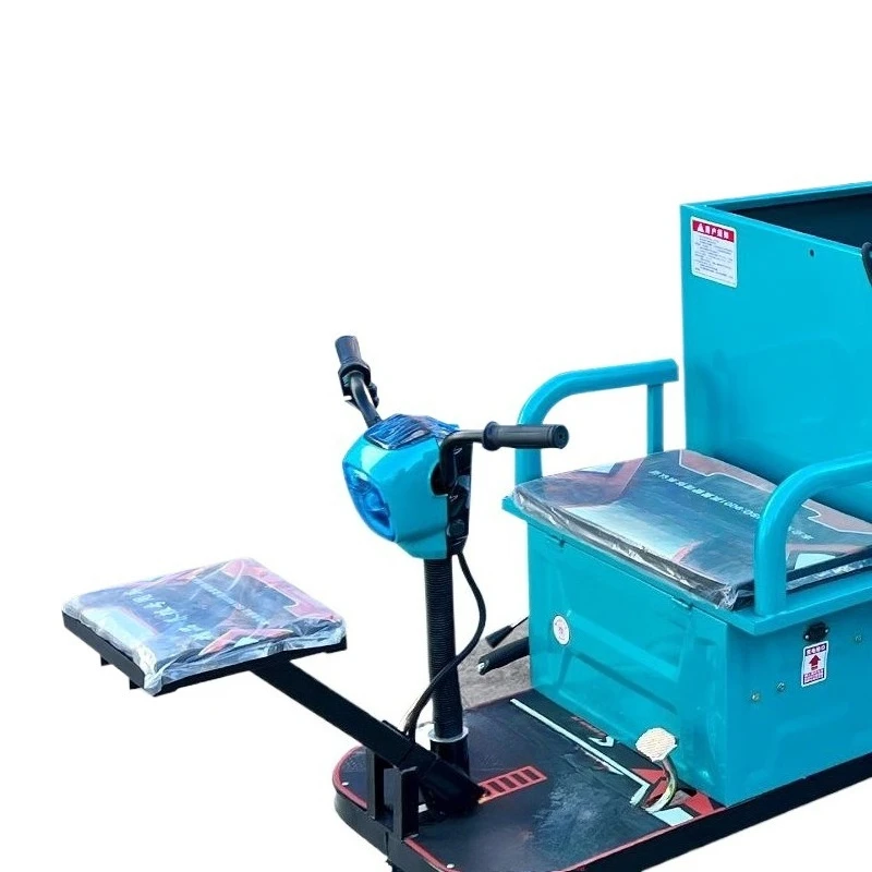 

Pig, cow, sheep, chicken, duck and goose farm automatic feeding truck Fully automatic feed equipment three-wheel feeding truck