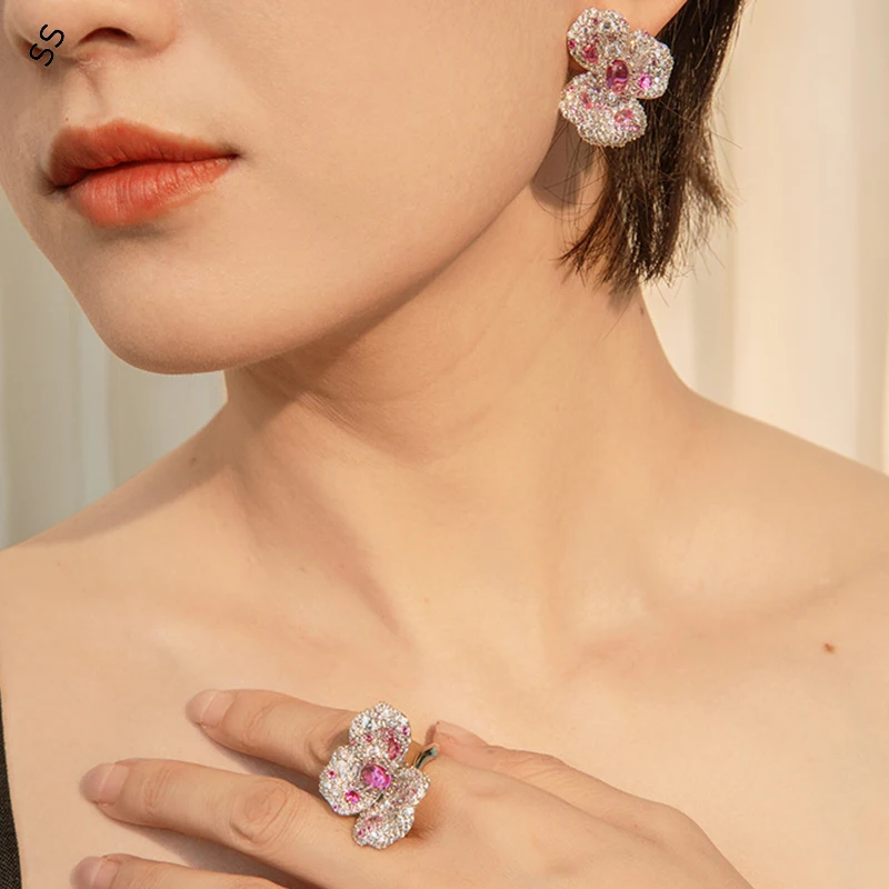 

Light Luxury Temperament 3D Butterfly Flower Ring 925 Sterling Silver Synthetic Red Corundum Necklace Earring Jewelry 3 Pcs Sets