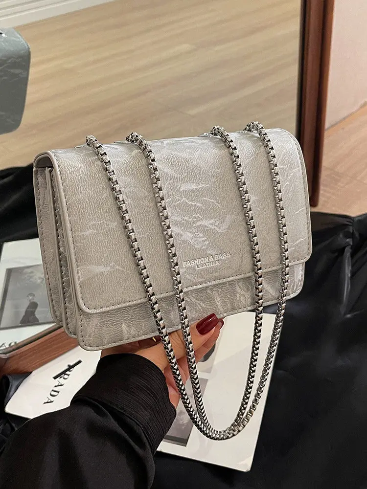 Light Luxury Small Square Bags 2026 Women's New Fashion Letter Design Chains Shoulder Bag Retro Texture Commuting Crossbody Bags