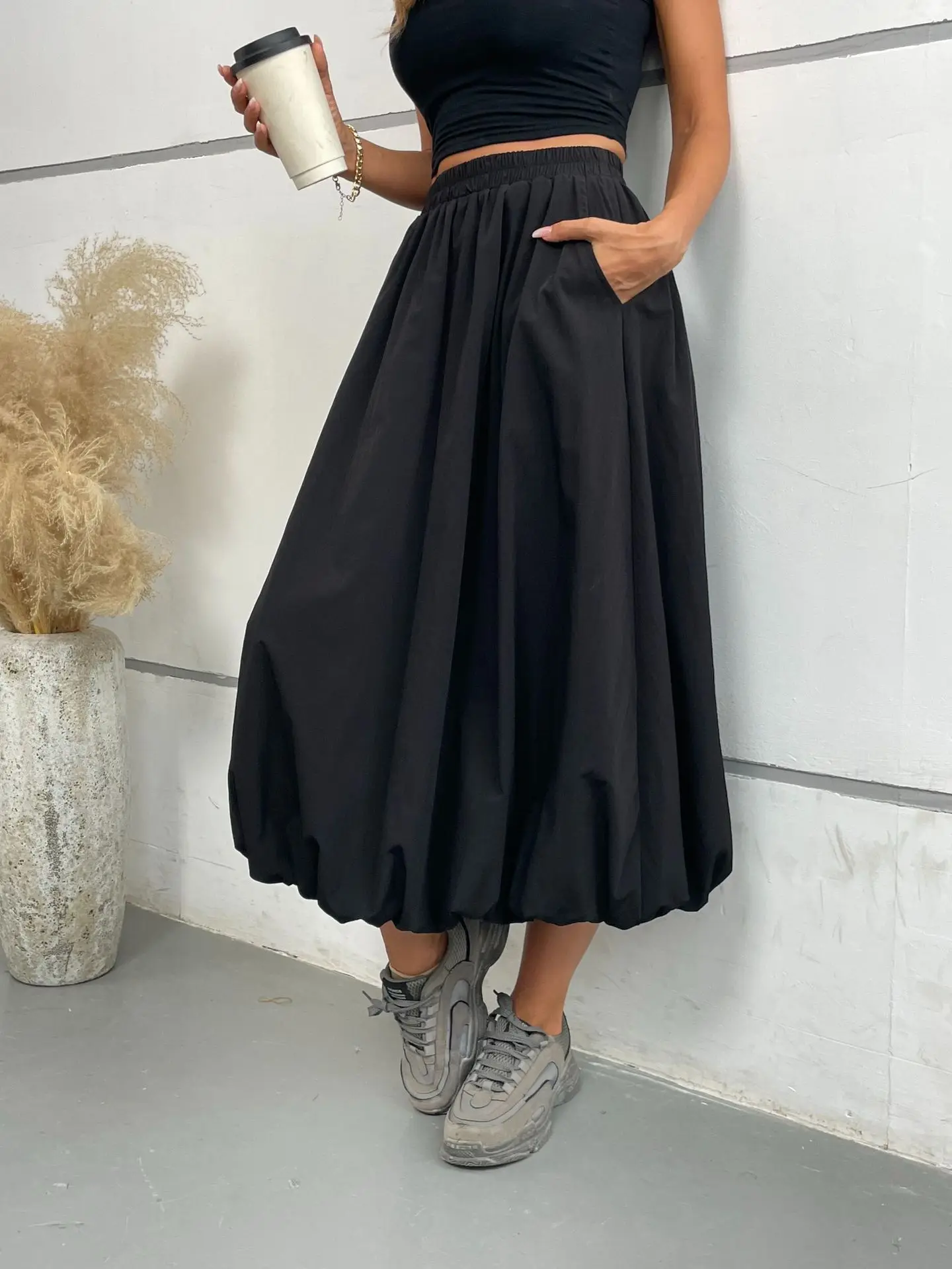 

Women's Casual Natural Waist Balloon Midi Skirt with Pockets Solid Color Elastic Waist A-Line Skirt for Office&Daily Wear