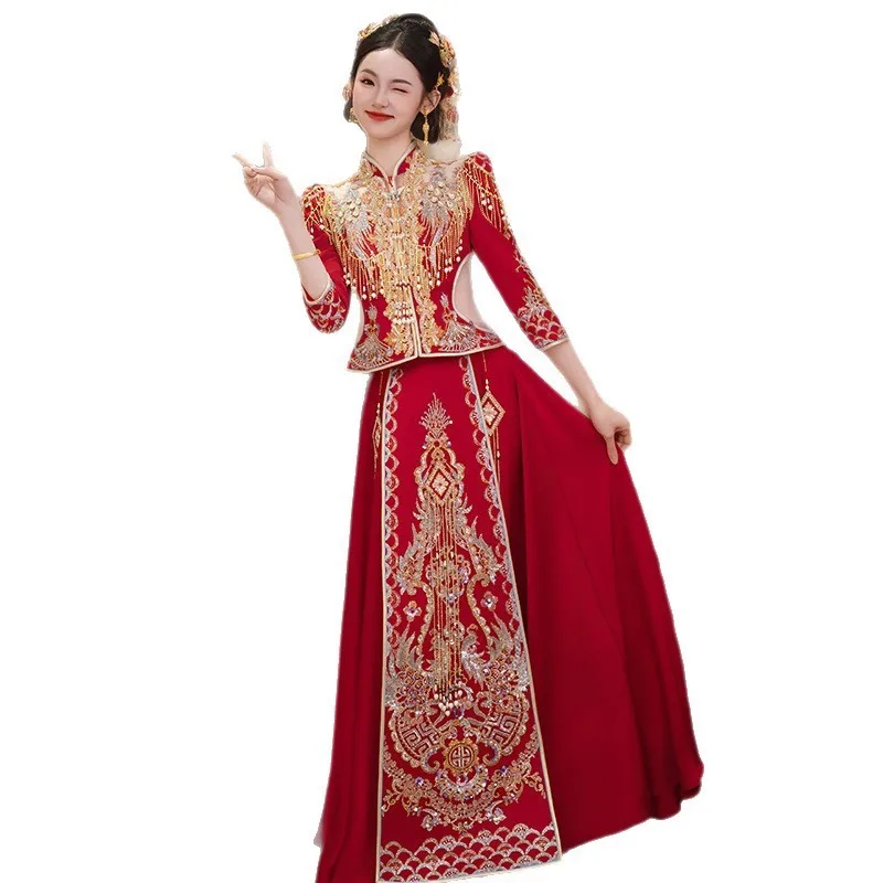 New Chinese-style dragon and phoenix gown dress