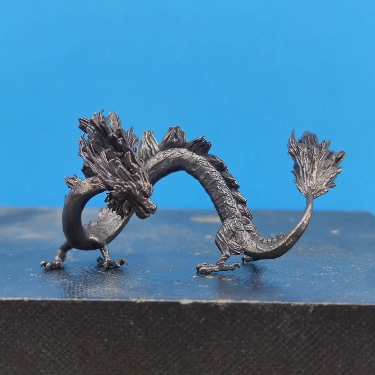 

​​Mini Brass Dragon Statue - Collectible Ornament for Desktop Home Decor, Mythical Dragon Figurine for Feng Shui & Collection