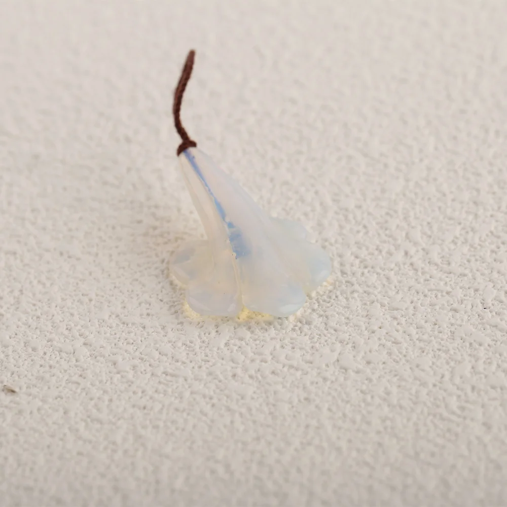 Natural Stone Moon Stone Flower Pendant - DIY Handmade Jewelry 32×10×2mm ，4.1g