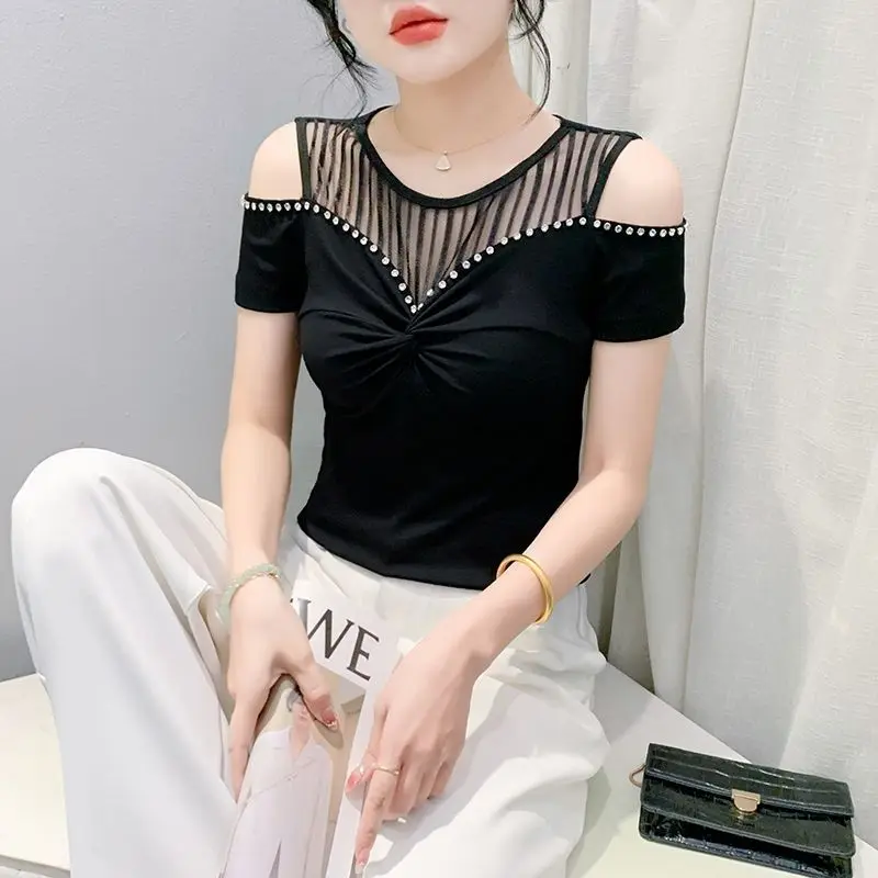 Fashionable Sexy Off-shoulder T-shirt for Women in Summer Diamond-set Short-sleeved Slim Body