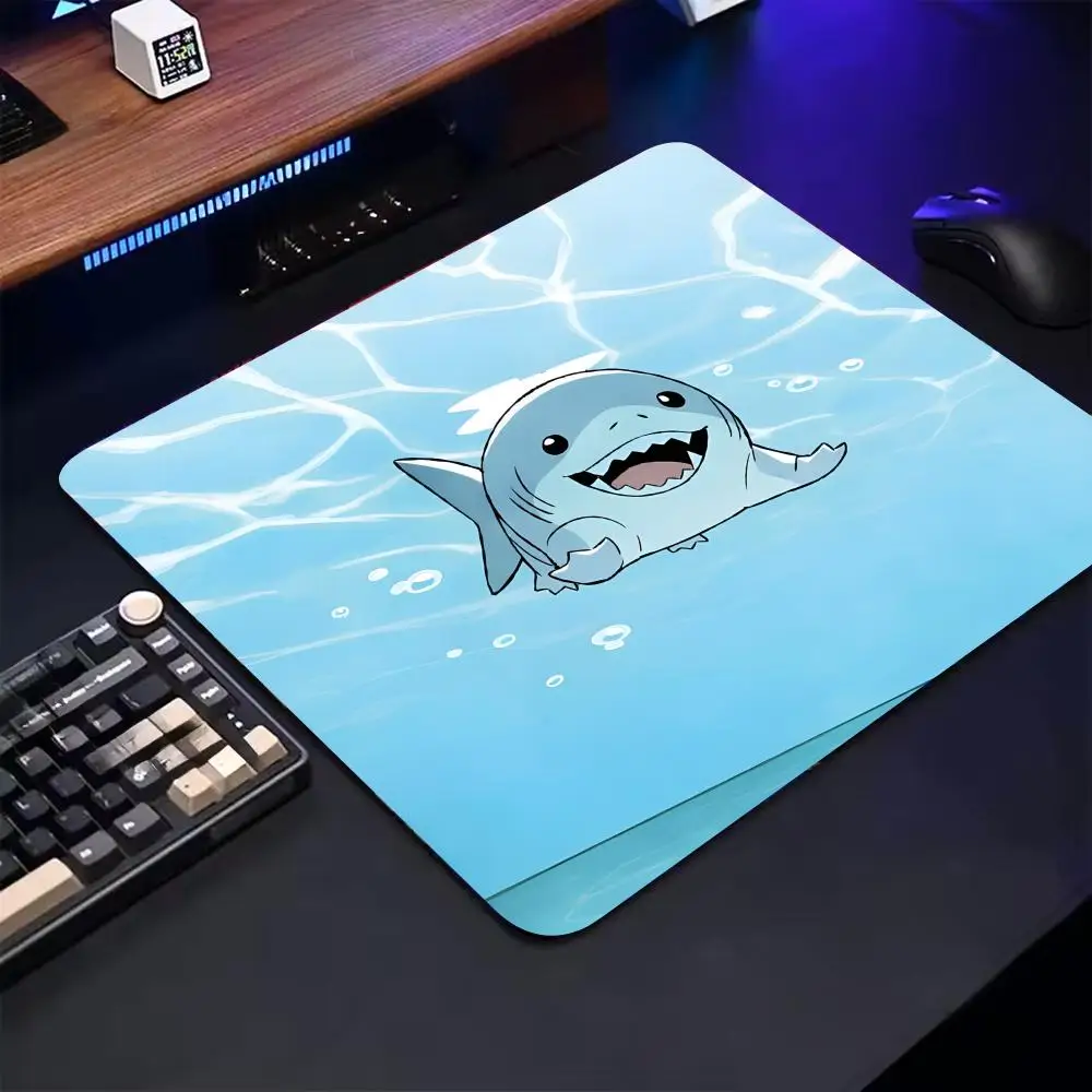 17SHARK JEFF لوحة ماوس لطيفة من المطاط الكرتوني لوحة ماوس صغيرة للكمبيوتر المكتبي ولوحة مفاتيح مكتبية لعبة ROGs الرياضية الإلكترونية