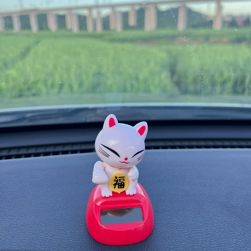 Креативная солнечная игрушка Fortune Cat, милый кот, украшение центральной консоли автомобиля, мультяшное аниме, животные, ручка-качалка, офисные украшения