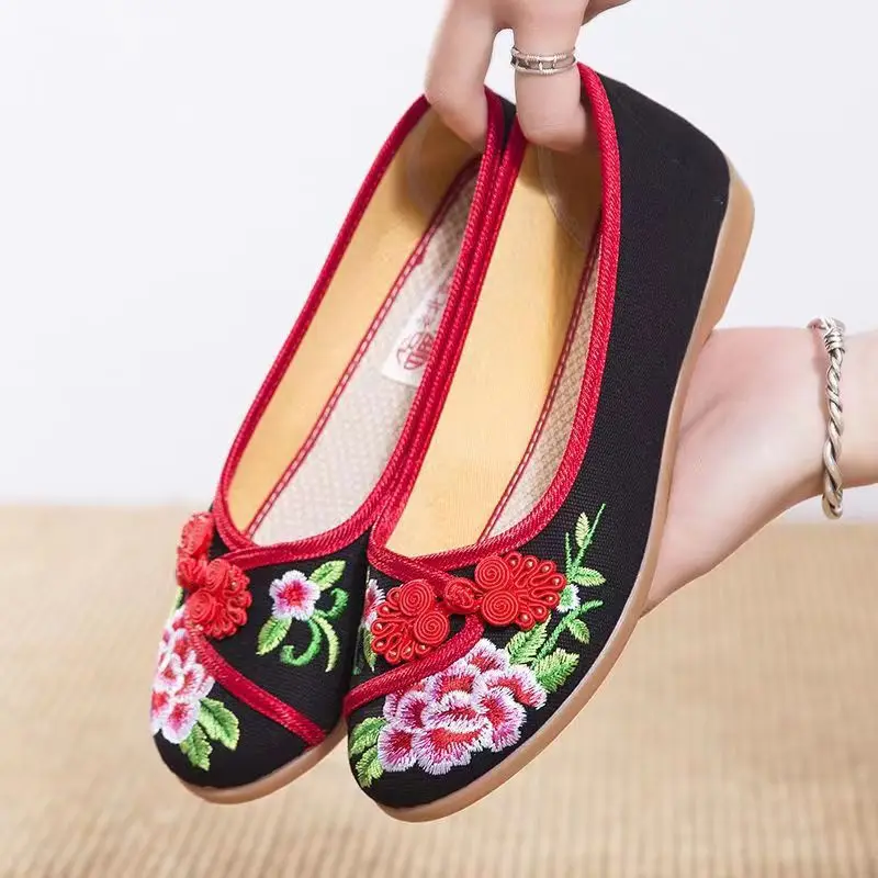 2024 Woman's New Spring Summer Ethnic Style Embroidered Canvas Shoe Soft Sole Non Slip Shallow Slip-On Flat Sole Ballet Shoes image 4