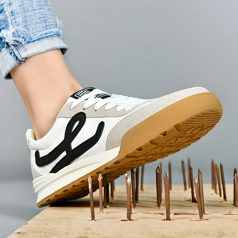 Lightweight work shoes woman steel toe  Comfor security  safety Shoes women Sneakers Breathable Non-Slip summer work boots