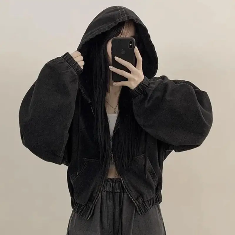 

Корейская шикарная осенняя ретро темпераментная молния, универсальная свободная повседневная короткая джинсовая куртка с длинными рукавами и капюшоном для женщин