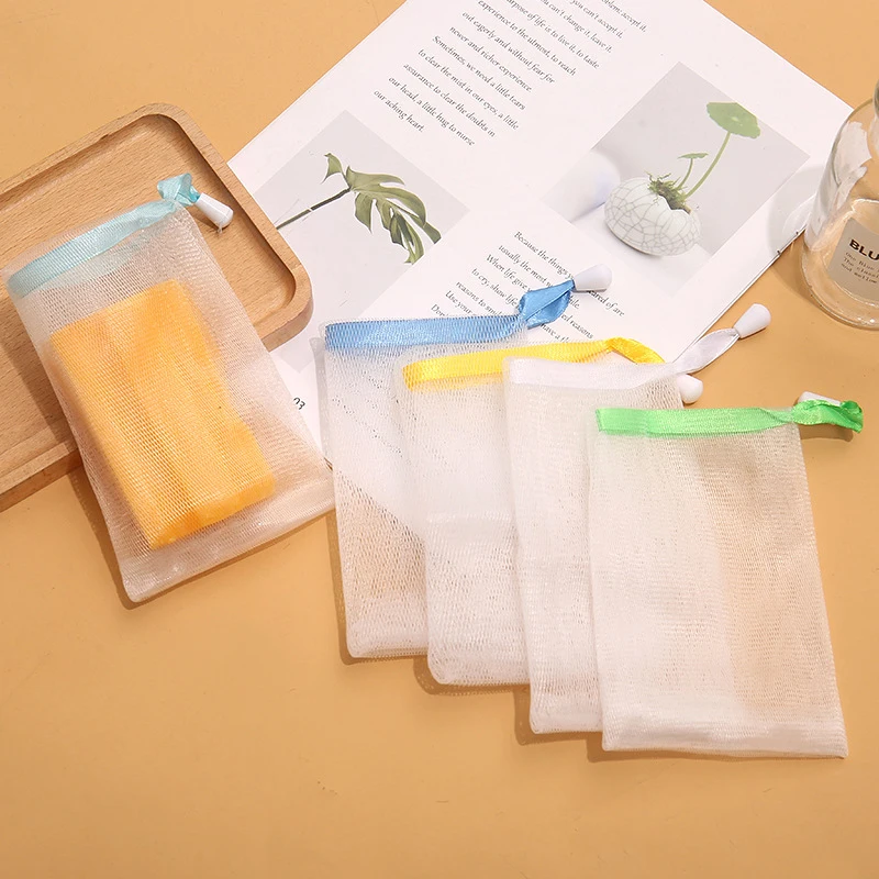 

2PCS Random 9x15cm Hangable Soap Bags Bath Shower Gel Cleanser Mesh Bags Body Soap Cleanser Bubble Net Bags Cleaning Tools