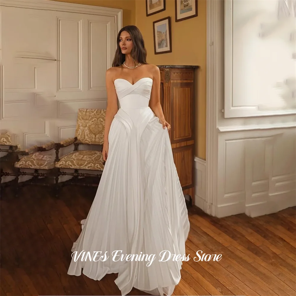 VINES White Simple Prom Dress Sweetheart A Line Formal Dress with Pleated Evening Dresses Buttoned Back Formal Gown Customized