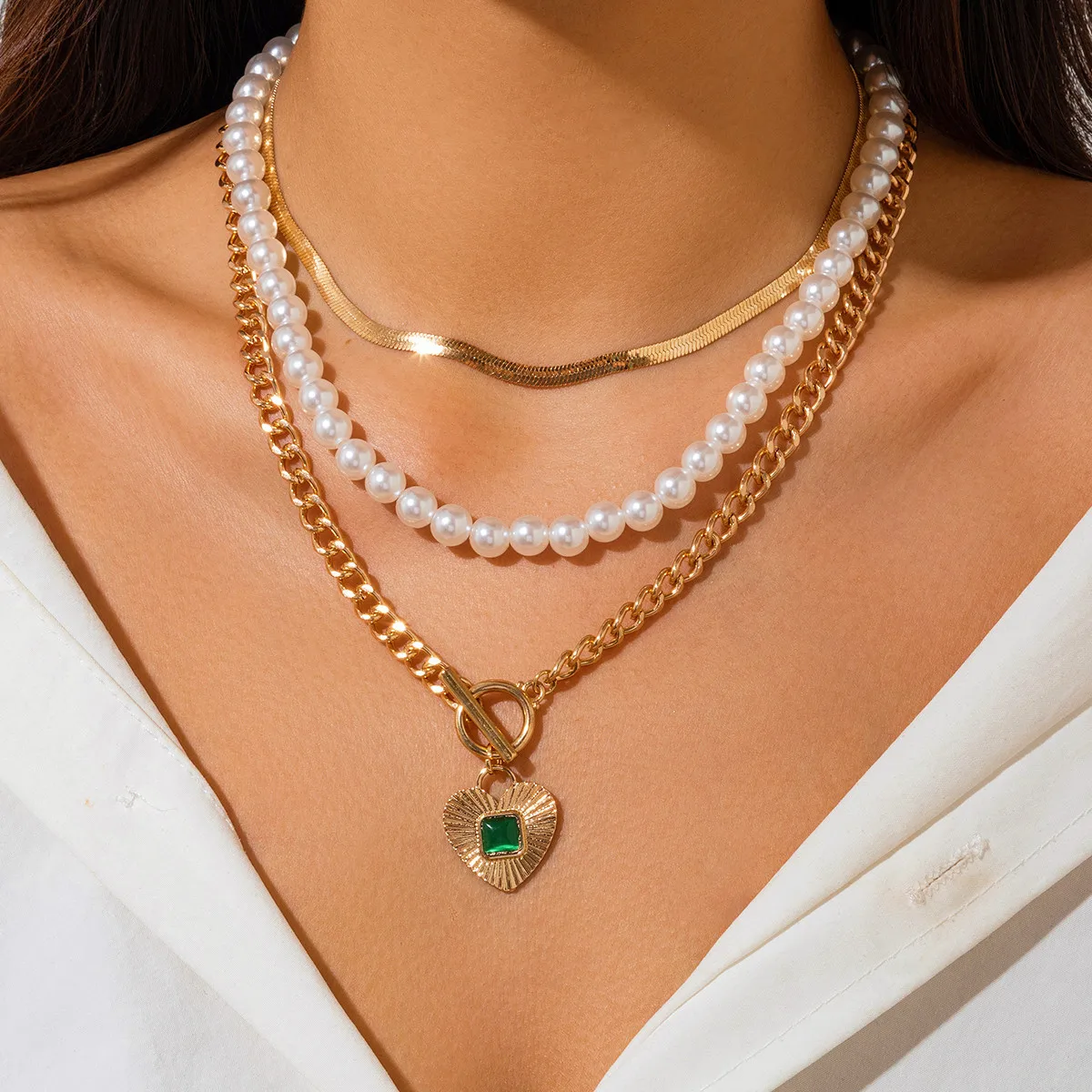 

Boho Heart shaped Necklace 2024 Women's Multi layered Sweet Imitation Pearl Gold Metal Snake Chain Fashion Birthday Jewelry Girl