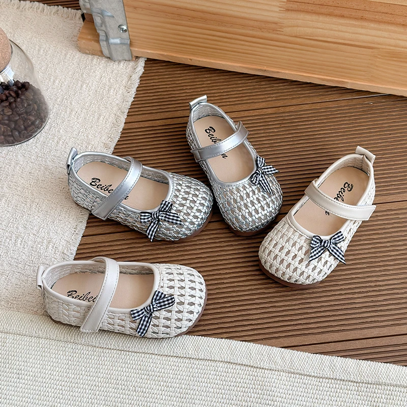 2026 New Summer Kids Hollowed-out Beach Shoes Soft Sole Toddler Girls Sandals with Cute Bow Classic Boho Garden Wedding