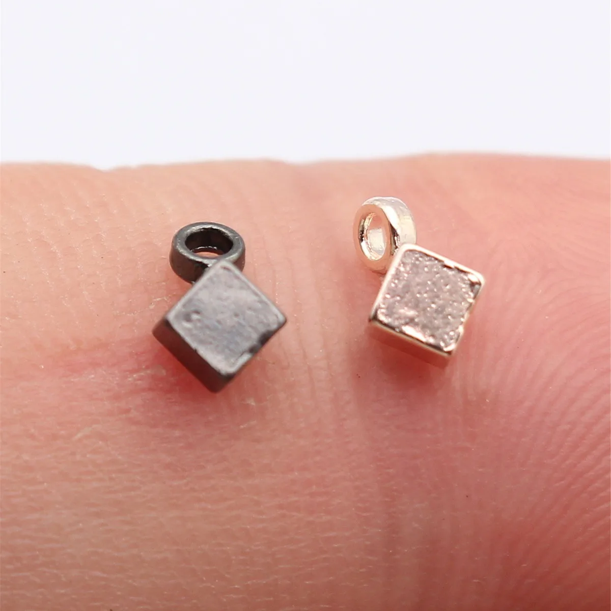 WYSIWYG 40pcs 7.4x4.1x4.1mm 2 Colors Light Rose Gold Color Gun Black Color Small Cube Charms For DIY Jewelry Making