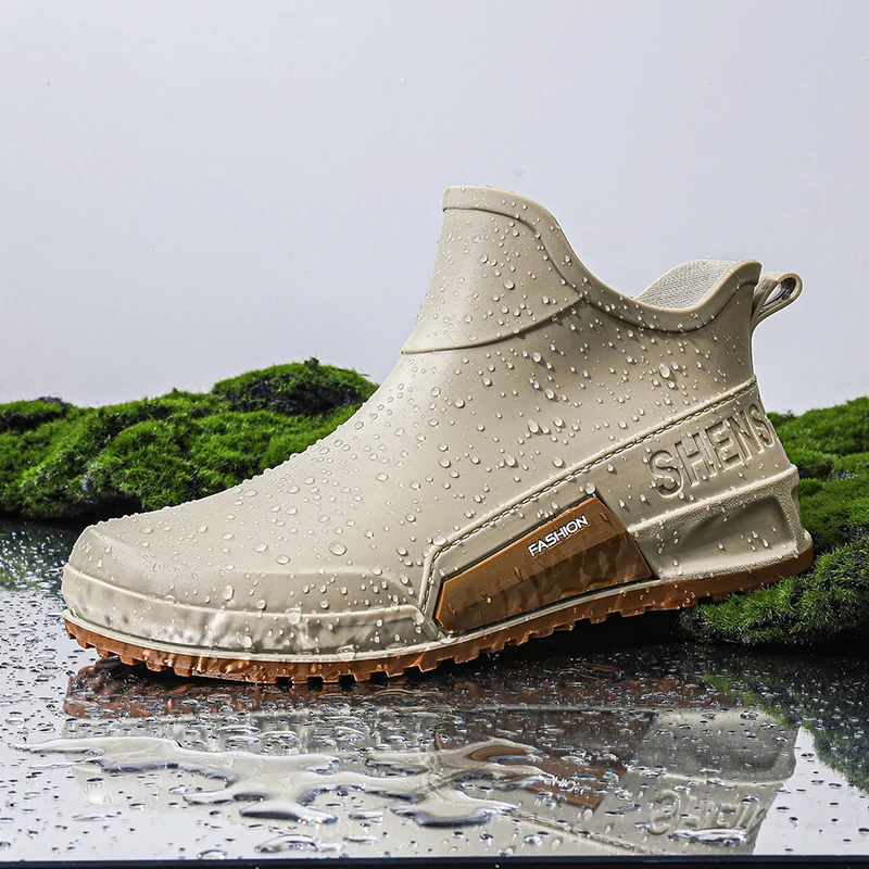 Low-cylinder Rain Shoes for Men and Women Outdoor Fishing Waterproof Shoes, Stylish Style for Outdoor Wear, Men Rain Boots