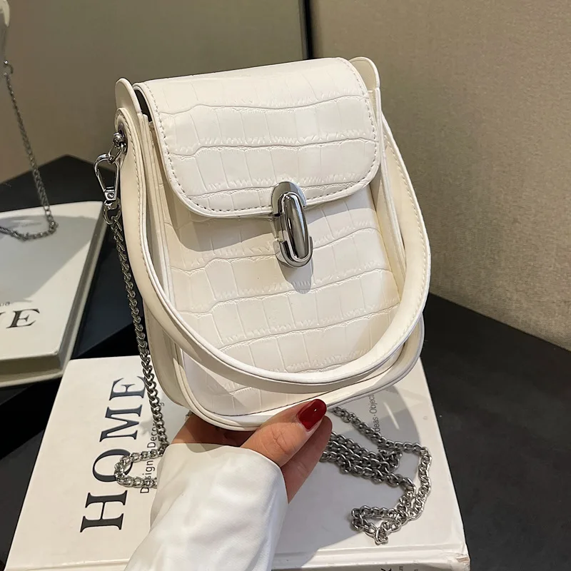 New Shoulder Bag Women's Bag 2023 Summer Fashion Design Chain Crossbody Bag Handbag Square Bag Trend All-match Women Aesthetic
