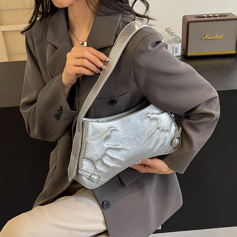 French Style Underarm Bag For Women 2024 New Summer Chic Silver Shoulder Bag Solid Leather Lady Handbag Totes Shopper Purse