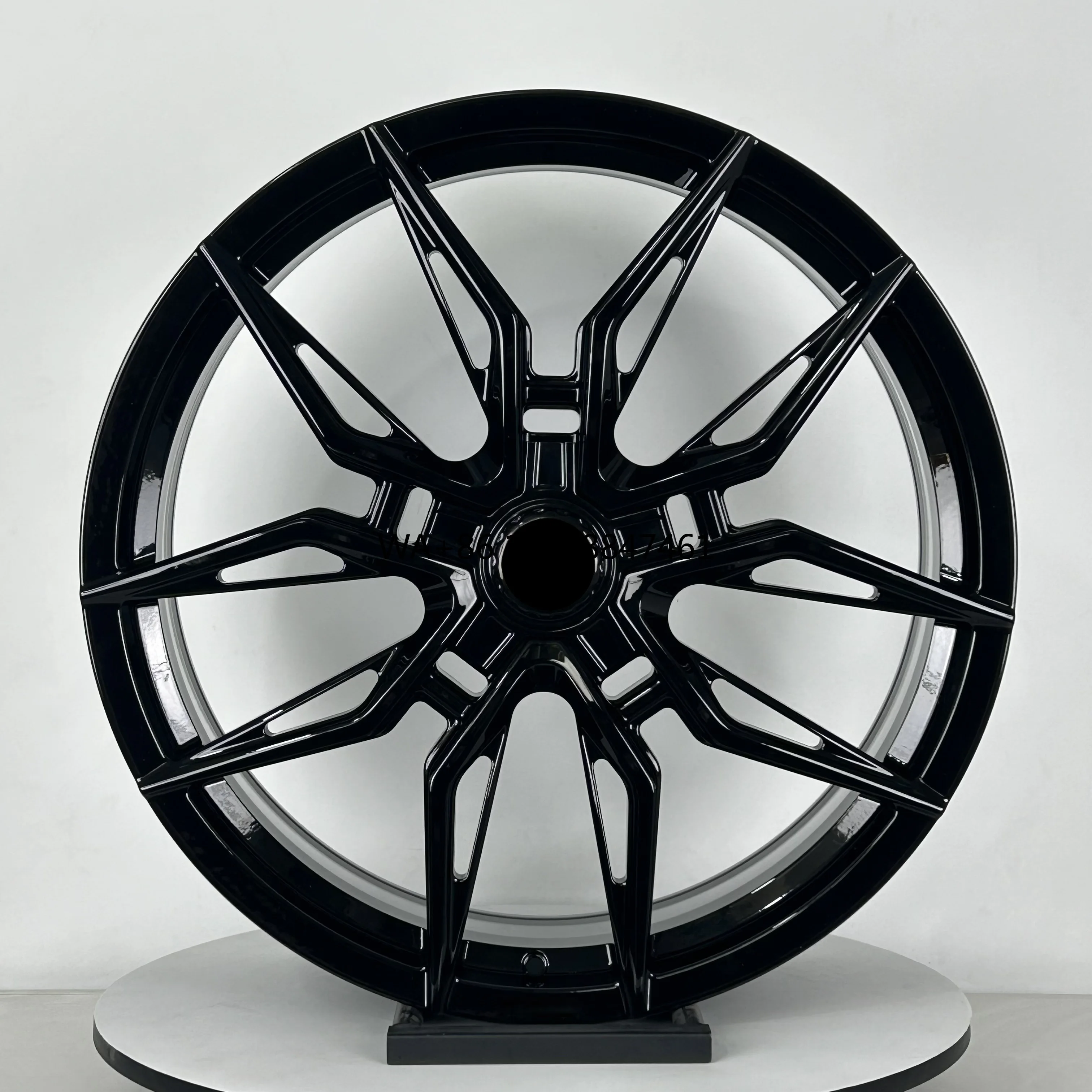 

Custom Forged Wheels 5x114.3 5x120 Black Finish Passenger Car Wheels 17 18 19 20 22 24 Inch for Ferrari 296 Racing Car Rims