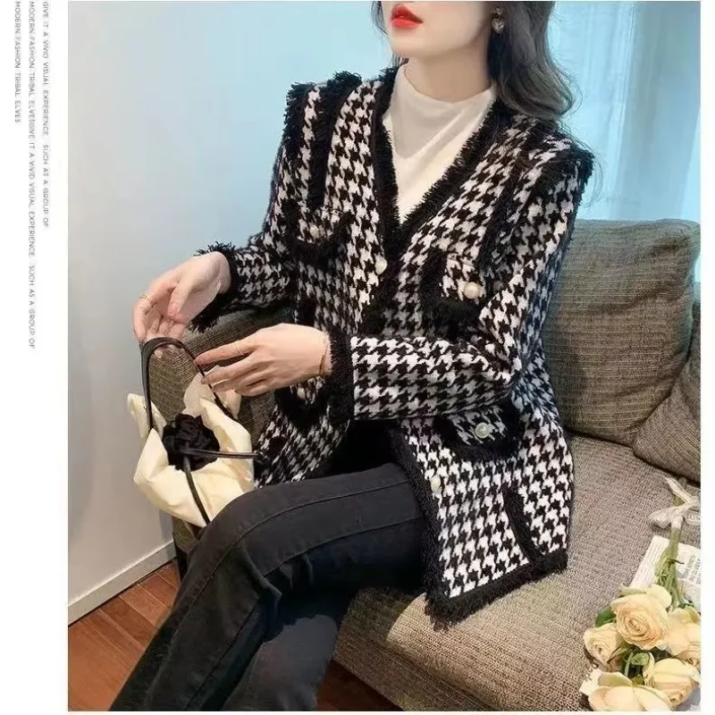Non-shedding Woolen Coat Women's Autumn and Winter 2025 New Houndstooth Woolen Coat High-end Small People