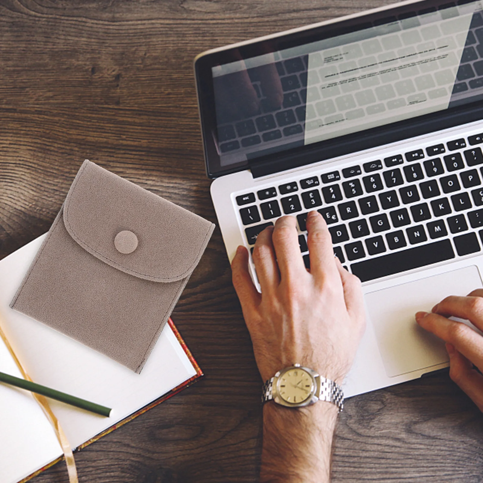 

Набор из 2-х мешочков для хранения украшений: браслетов, колец, ожерелий, с застежкой-кнопкой, подарочная упаковка, сувенир для вечеринки, кошелек для украшений