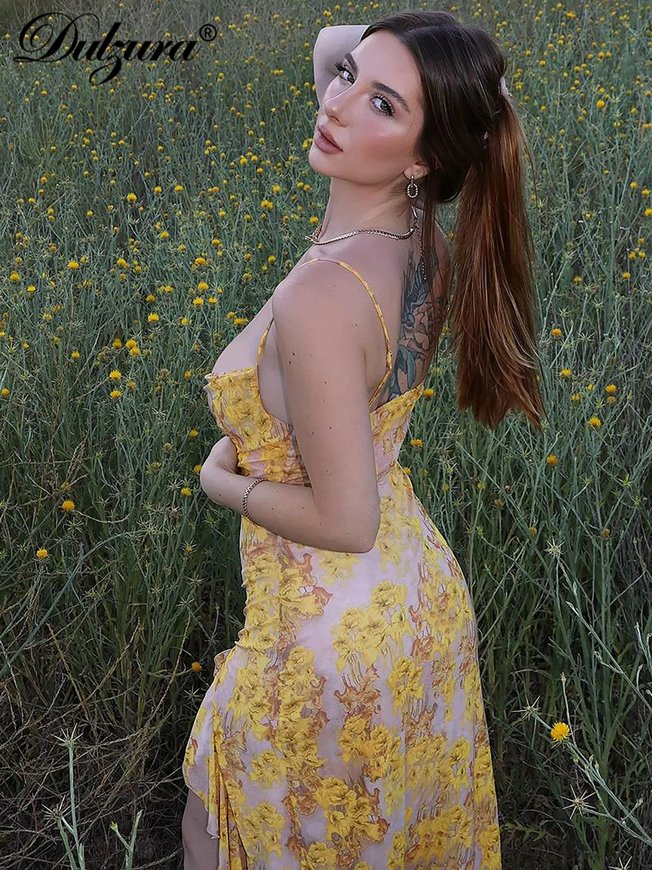 Dulzura 민소매 백리스 슬림 사이드 슬릿 프릴 프린트 캐미 맥시 드레스 섹시한 우아한 캐주얼 롱 드레스 파티 클럽 스트리트 의상