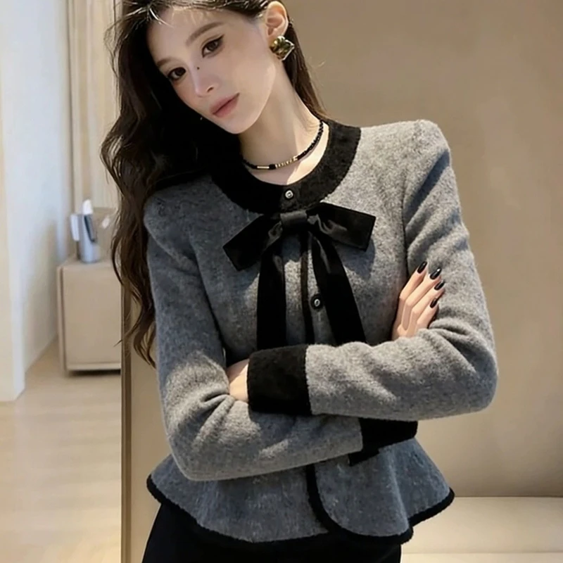 

Женская блузка с оборками и вставками в стиле пэчворк, серая, с бабочками, весна-осень 2026, модная элегантная приталенная рубашка для женщин