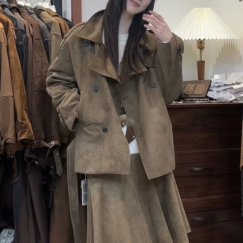 سترة نسائية كلاسيكية من جلد الغزال من KWTX بطية صدر مزدوجة مع حزام كاجوال ممتاز مريح وصل حديثًا لخريف وشتاء 2025