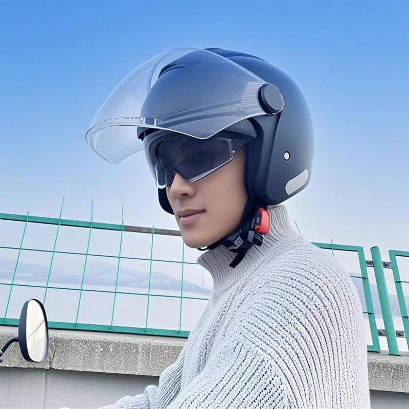 

2025 Unisex All-Season Dual Visor Helmet for E-Bikes & Motorcycles