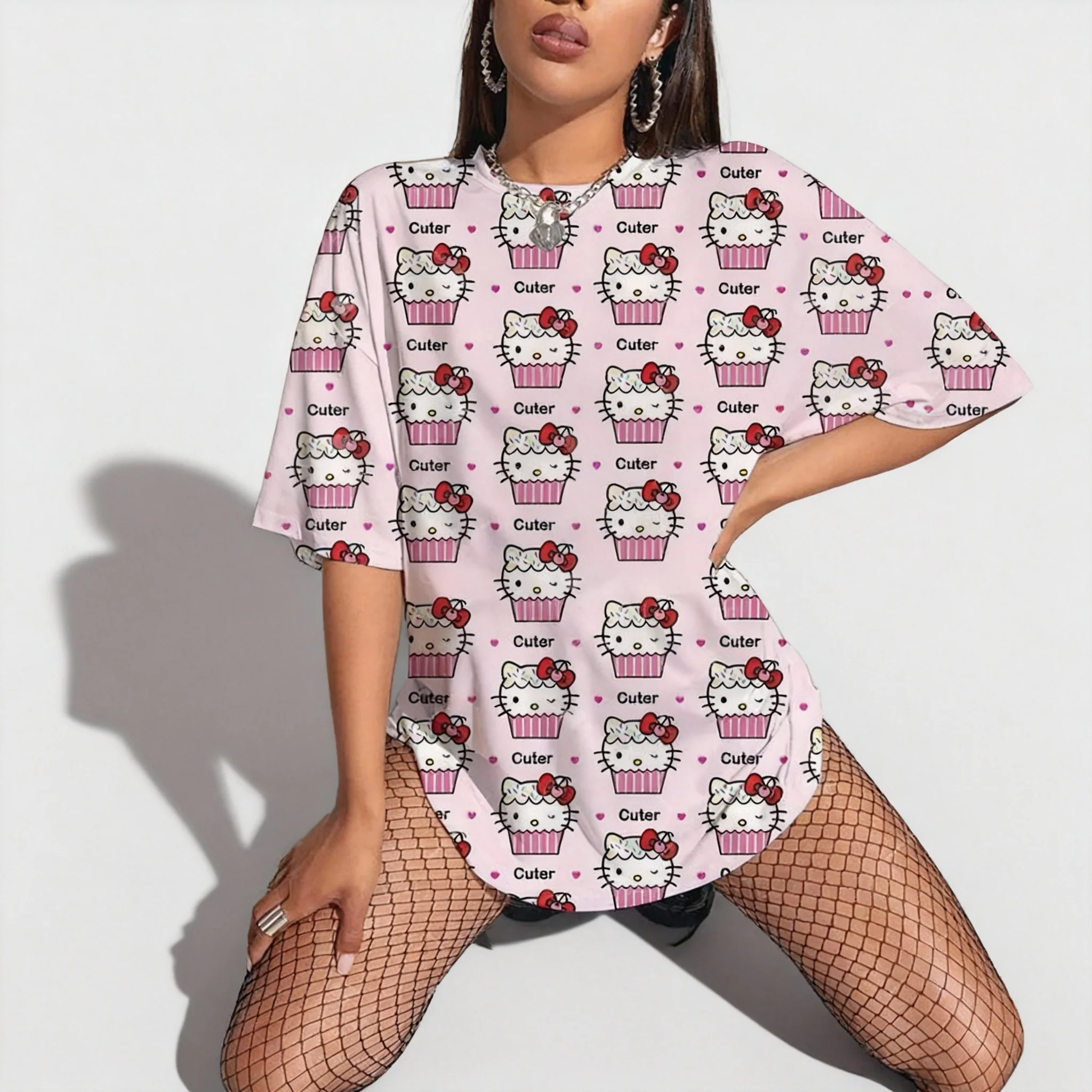 

Новая спортивная рубашка Sanrio Family Hello Kitty, милая и крутая американская уличная летняя футболка, женская футболка для взрослых, новый топ больших размеров